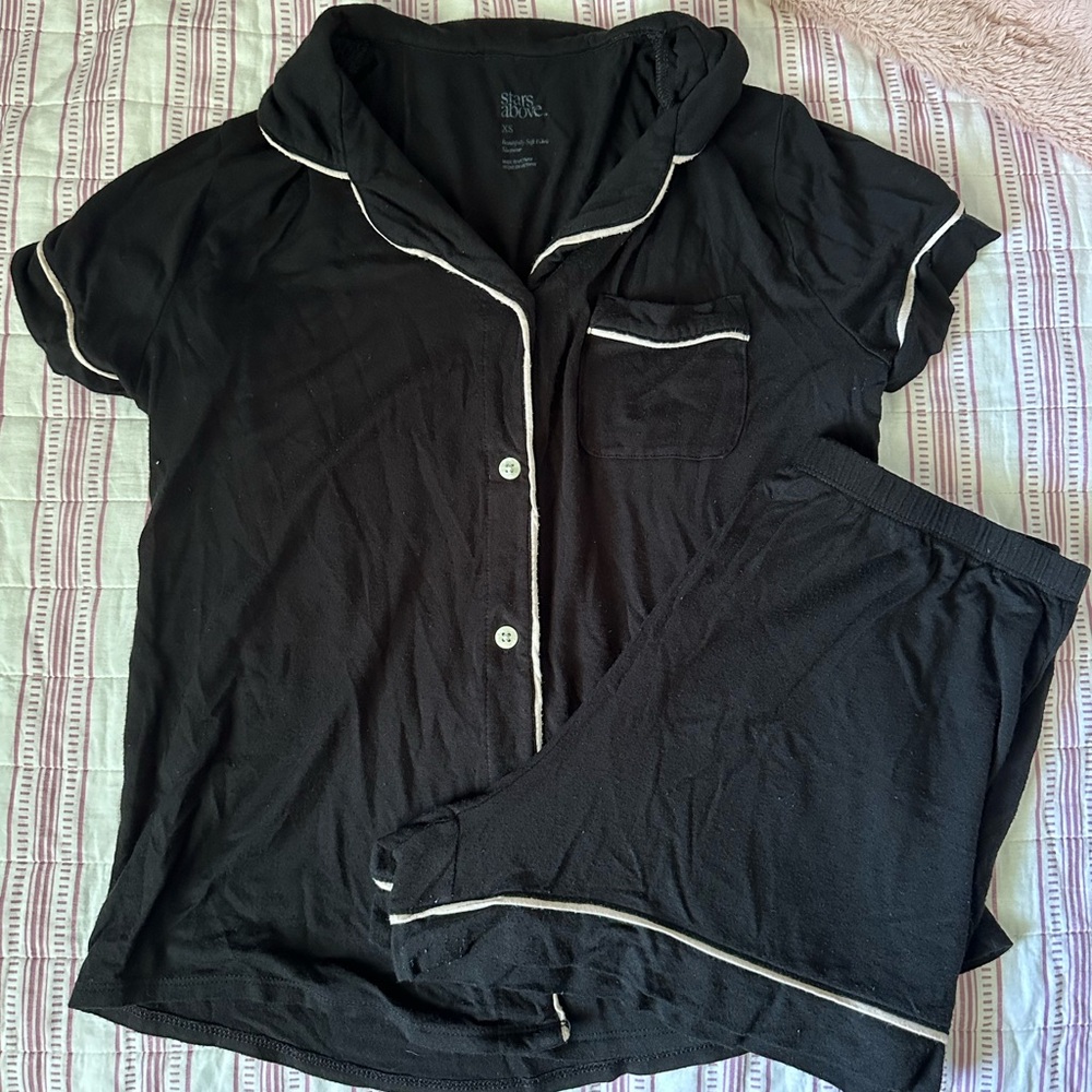 Black Short-Sleeve Pajama Set